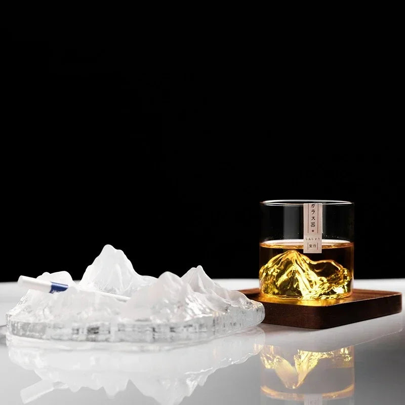 3D Mountain Glass